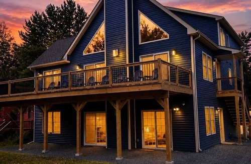 Lake Ariel Ski Chalet | The Fawn Château w/Game Room & sauna