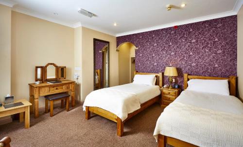 Pocklington Hotel | The Feathers