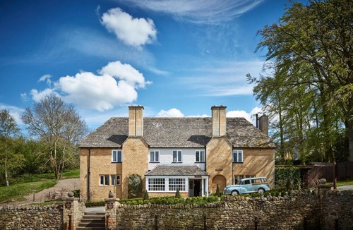 Broadway Hotel | The Fish Hotel