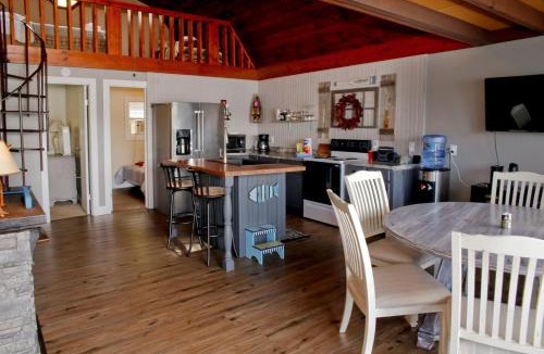 Dundee House | The Fish Inn