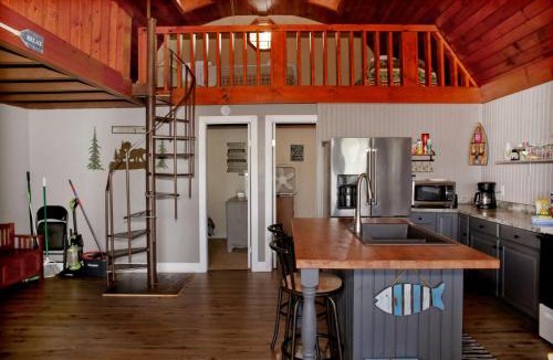 Dundee House | The Fish Inn