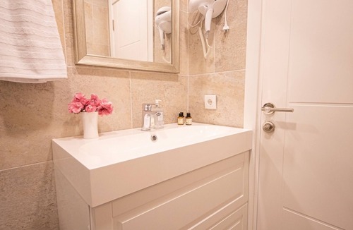 Bodrum City Center Hotel | The Flag Suites