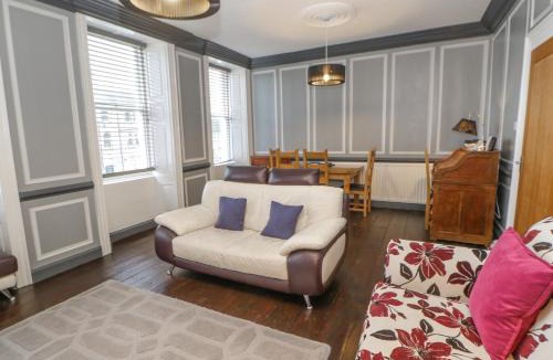 Barnard Castle House | The Flat