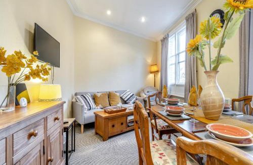 Whitchurch House | The Flat