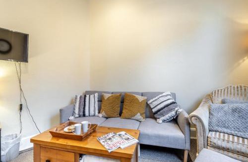 Whitchurch House | The Flat