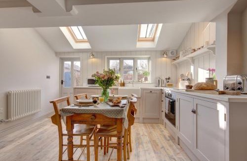Langham House | The Flints