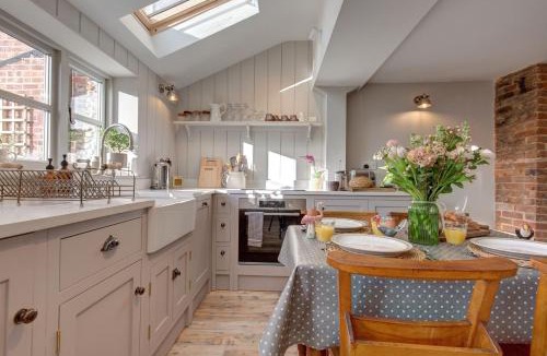 Langham House | The Flints