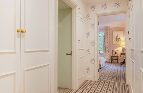 Aymestrey Hotel | The Folly - sleeps 6 guests in 3 bedrooms