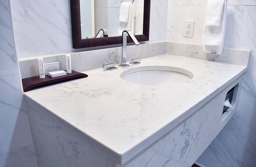 Indianapolis Hotel | The Fontana Hotel