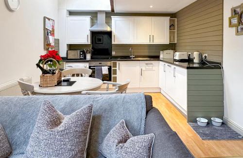 Thorncombe House | The Forge