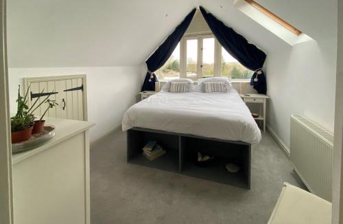 Thorncombe House | The Forge