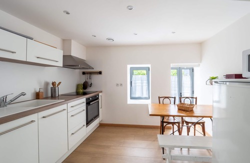Fontenay-Saint-Pere House | The Fournil gîte is a fully renovated former farmhouse dating from 1850.