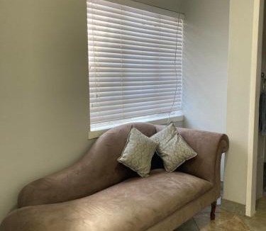 Krugersdorp North Apartment | The Fox Hole