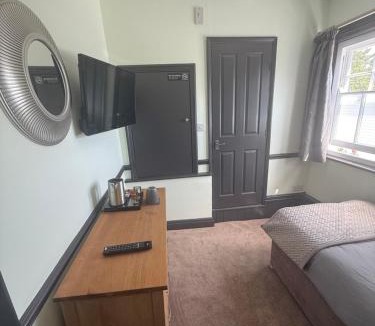 Steventon Hotel | The Fox Inn