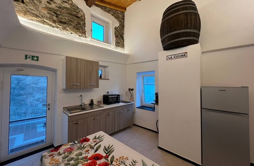 Calice Ligure Apartment | The Fox Mansion