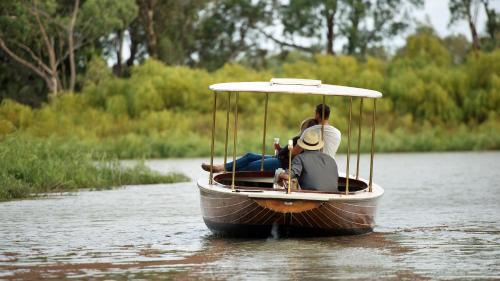 Paringa Cabin | The Frames - Couples Retreat with Private Heated Pool, Spa & Sauna