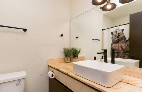 Big Bear Lake Ski Chalet | The Frontside chalet by Bear X
