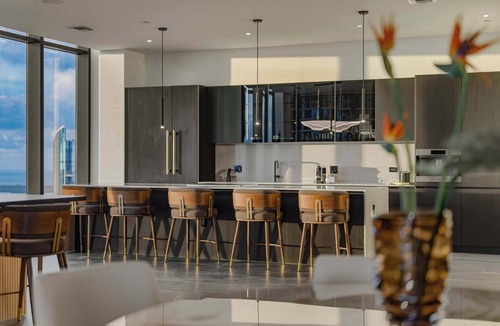 Downtown Miami Apartment | The Full 63rd Floor E11EVEN Luxury Penthouse