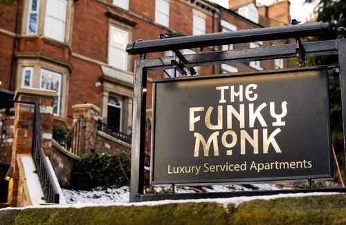 Durham Apartment | The Funky Monk