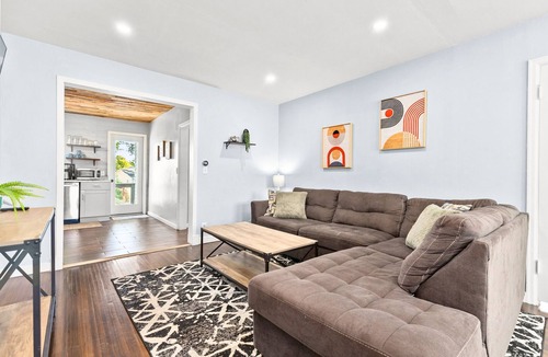 Oconto House | The Game Zone: Waterfront|Huge Game Room|King Beds