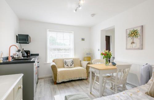 Brandon House | The Gardens