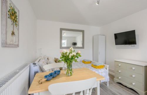 Brandon House | The Gardens