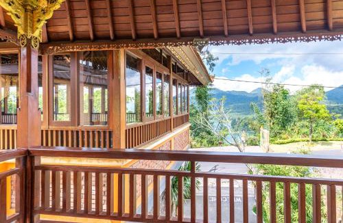 Wanagiri Villa | The Garuda Villa and Restaurant