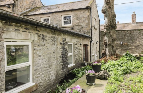 Middleham House | The Gatehouse, Middleham