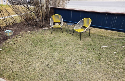 Montgomery Apartment | The Gateway - Central House Family Yard Firepit