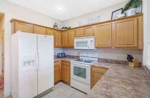 Branson West House | The Gathering Place | Minutes to 61-Acre Theme Park