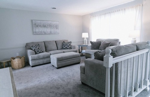 Bonneauville House | The Gathering Place at Gettysburg. Spacious 4 Bdrm Retreat with deck and grill.