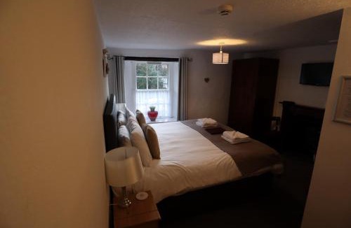 Castleton Hotel | The George Inn