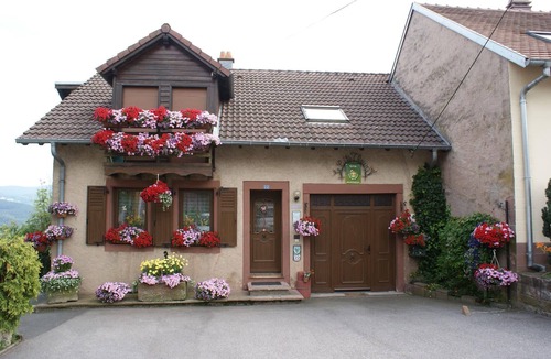 Haselbourg House | The gîte Fleuri with a magnificent view