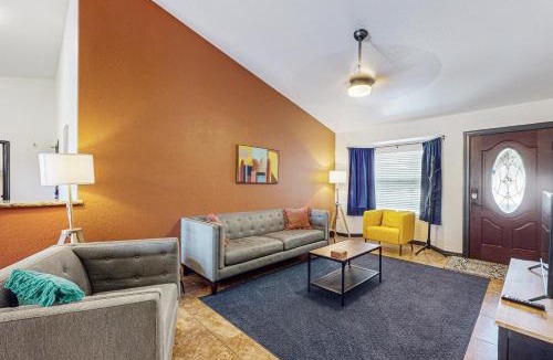 Alta Mesa Community Association House | The Golden Rose