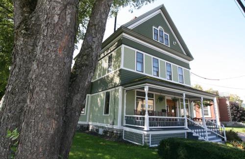 Ludlow Bed & Breakfast | The Governor's Inn