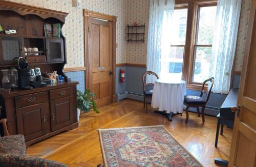 Ludlow Bed & Breakfast | The Governor's Inn