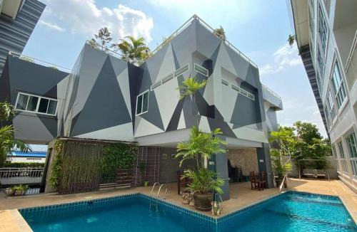 Nai Muang Hotel | The Grace Residence