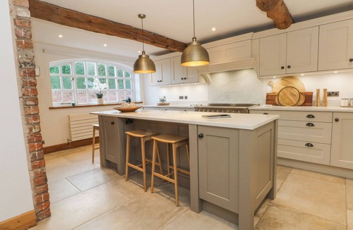 Knutsford Cottage | The Granary