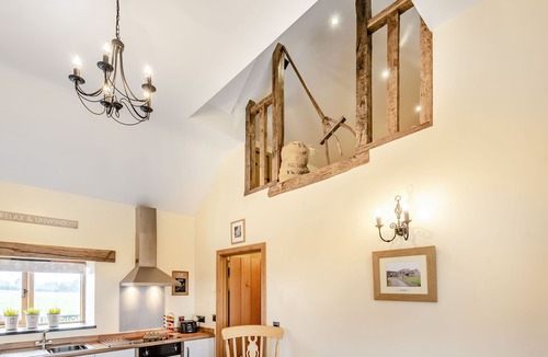 Kingswood Cottage | The Granary