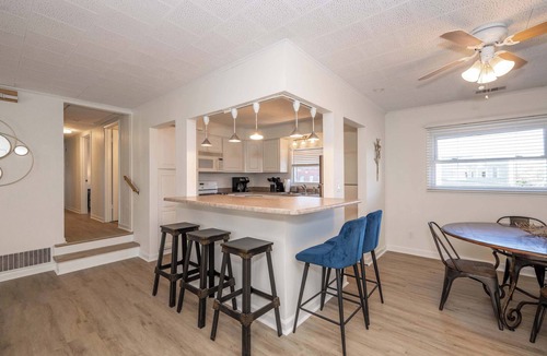 Ludlow Apartment | The Grand Elm Suite 2 Sleeps 6