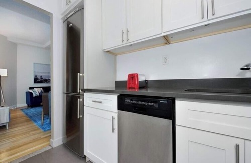 Midtown East Apartment | The Grand IV Vibe 8648