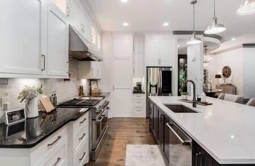 Bethpage House | The Gratitude House - 5 Star R&R Country Retreat