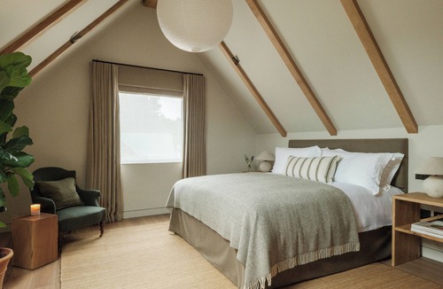 Durnford Hotel | The Great Bustard