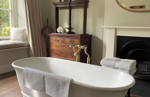 Trowbridge House | The Green