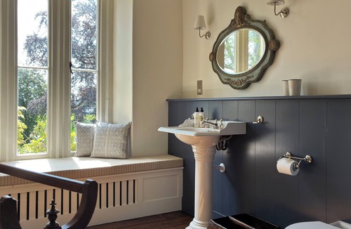 Trowbridge House | The Green