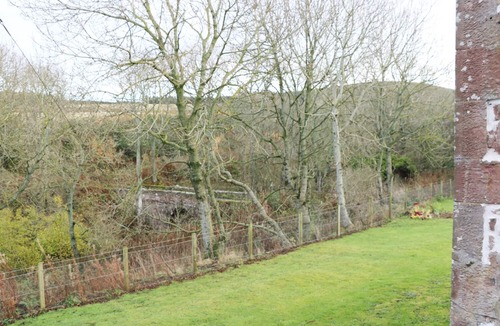 Haddington Cottage | THE GRIEVES COTTAGE, family friendly, with open fire in Gifford