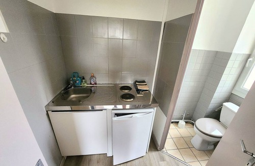 Limoux Apartment | The Grizzlies