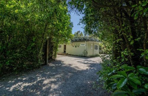 Rangipo House | The Grumpy Trout Lodge #Outdoors on our #doorstep!