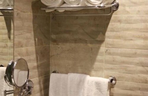 An-Nuzhah Hotel | The Guard Hotel
