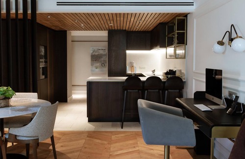 Westminster Hotel | The Guardsman Hotel and Residences